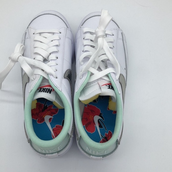 New Nike Blazer Low Platform White Metallic Shoes Womens US DQ7654-100 - Picture 6 of 6